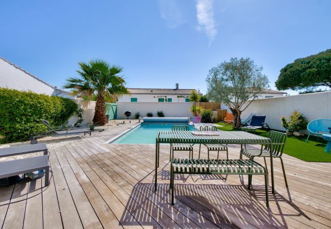 Casa en La Flotte - Villa para 10 con piscina, La Flotte en Ré Casa en La Flotte - Villa para 10 con piscina, La Flotte en Ré