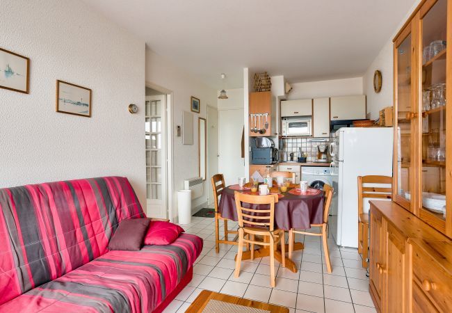 Apartamento en Erquy - a 85 m de la playa – para 2 adultos y 2 niños