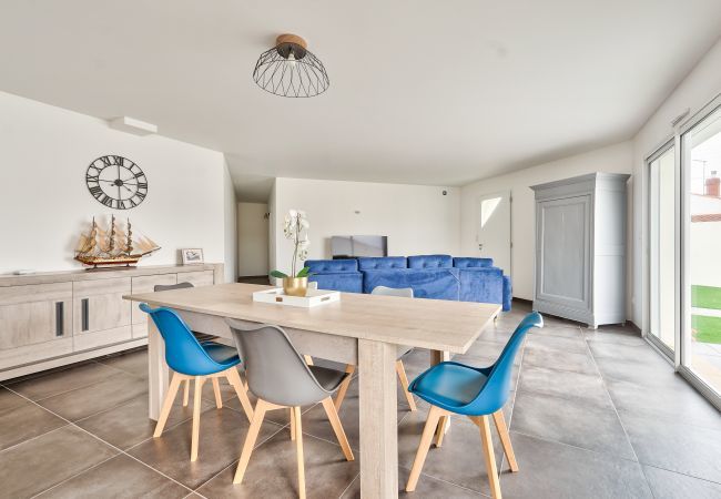 Casa en La Tranche-sur-Mer - A 250m de la playa - Bonita casa para 6 Casa en La Tranche-sur-Mer - A 250m de la playa - Bonita casa para 6