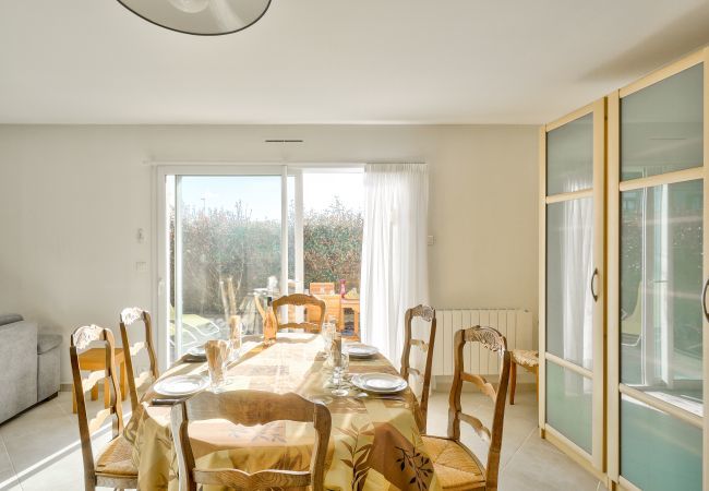 Casa en Plomeur - Pointe de la Torche a 5km- Casa para 4- Surfistas Casa en Plomeur - Pointe de la Torche a 5km- Casa para 4- Surfistas