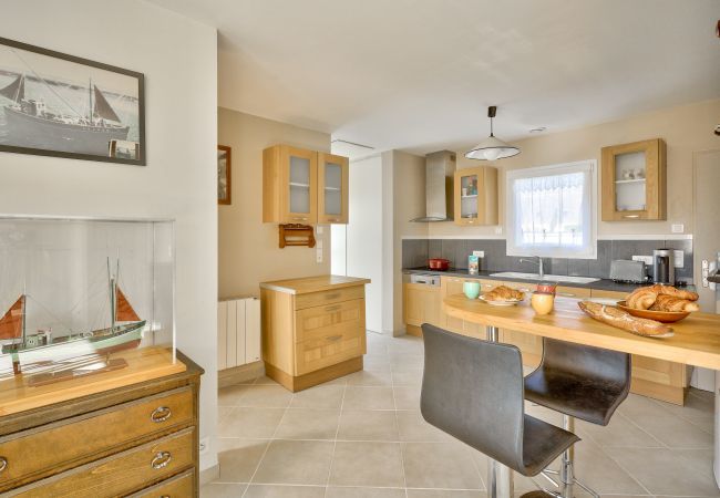 Casa en Plomeur - Pointe de la Torche a 5km- Casa para 4- Surfistas Casa en Plomeur - Pointe de la Torche a 5km- Casa para 4- Surfistas