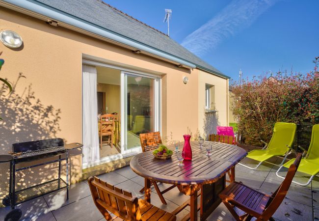 Casa en Plomeur - Pointe de la Torche a 5km- Casa para 4- Surfistas Casa en Plomeur - Pointe de la Torche a 5km- Casa para 4- Surfistas