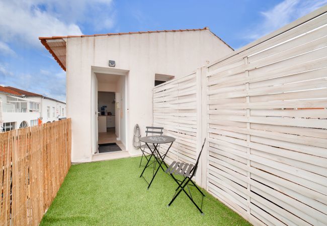 Estudio en La Tranche-sur-Mer - 180m playa, zona animada, estudio para 2 personas Estudio en La Tranche-sur-Mer - 180m playa, zona animada, estudio para 2 personas