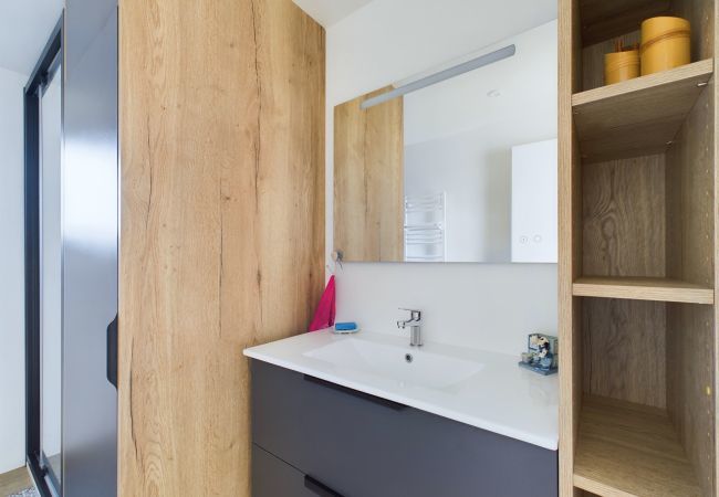 Chalet en Saint-Gilles-Croix-de-Vie - Les Voiles Blanches, chalet con piscina para 8  Chalet en Saint-Gilles-Croix-de-Vie - Les Voiles Blanches, chalet con piscina para 8