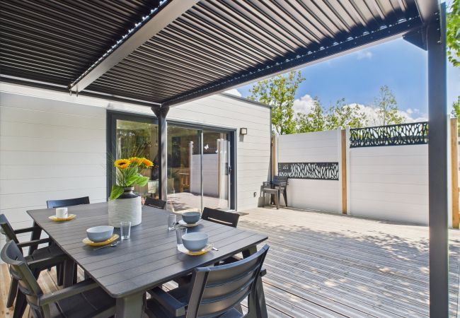 Chalet en Saint-Gilles-Croix-de-Vie - Les Voiles Blanches, chalet con piscina para 8  Chalet en Saint-Gilles-Croix-de-Vie - Les Voiles Blanches, chalet con piscina para 8