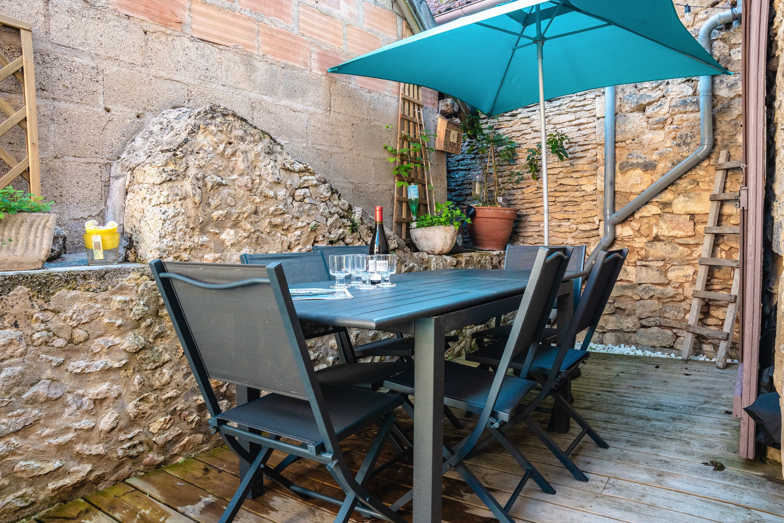 Casa en Montignac - Moderna casa de piedra con terraza para 6