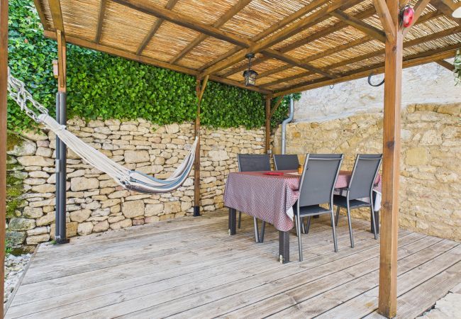 Casa en Auriac-du-Périgord - Escapada para 2 en Auriac con acogedor jardín Casa en Auriac-du-Périgord - Escapada para 2 en Auriac con acogedor jardín