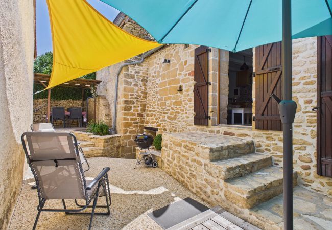 Casa en Auriac-du-Périgord - Escapada para 2 en Auriac con acogedor jardín Casa en Auriac-du-Périgord - Escapada para 2 en Auriac con acogedor jardín