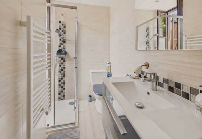 Casa en Auriac-du-Périgord - Escapada para 2 en Auriac con acogedor jardín Casa en Auriac-du-Périgord - Escapada para 2 en Auriac con acogedor jardín