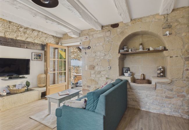 Casa en Auriac-du-Périgord - Escapada para 2 en Auriac con acogedor jardín Casa en Auriac-du-Périgord - Escapada para 2 en Auriac con acogedor jardín