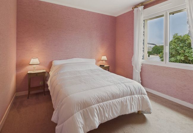 Casa en Fouesnant - Casa para 6 con jardín, en el centro de Fouesnant Casa en Fouesnant - Casa para 6 con jardín, en el centro de Fouesnant