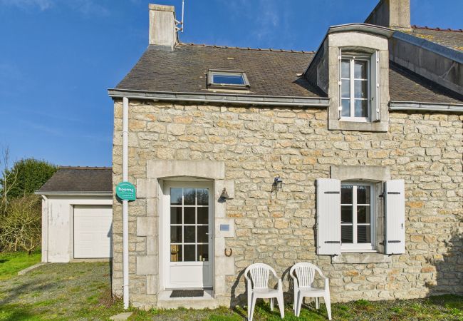 Casa en Saint-Jean-Trolimon - Agradable casa con gran jardín para 4