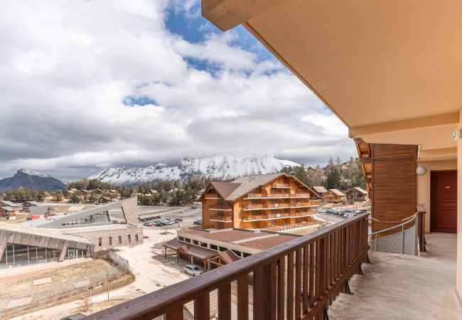 Apartamento en Le Dévoluy - A 150m de las pistas, apartamento para 8 con balcón