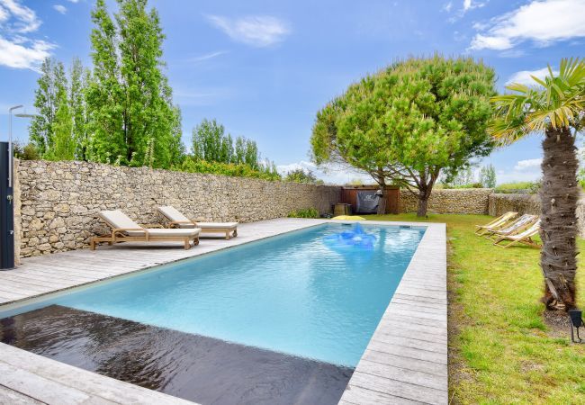 Casa en La Guérinière - Piscina climatizada, jardín, 8 adultos y 2 niños Casa en La Guérinière - Piscina climatizada, jardín, 8 adultos y 2 niños