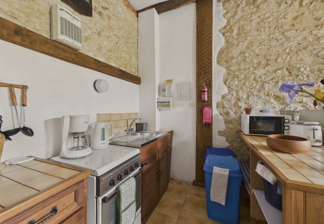 Casa en Montignac - Casa adosada, 4 adultos y 1 niño, piscina Casa en Montignac - Casa adosada, 4 adultos y 1 niño, piscina