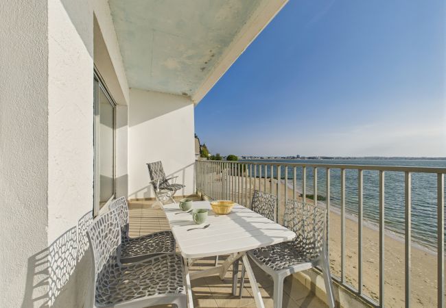 Apartamento en Le Pouliguen - Balcón frente al mar para 4 personas Apartamento en Le Pouliguen - Balcón frente al mar para 4 personas