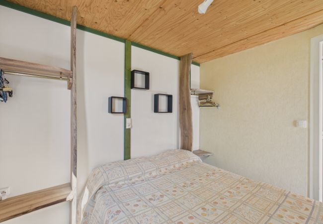 Chalet en Salignac-Eyvigues - La Brousse nº1 - piscina - 5 pers. con jardín Chalet en Salignac-Eyvigues - La Brousse nº1 - piscina - 5 pers. con jardín