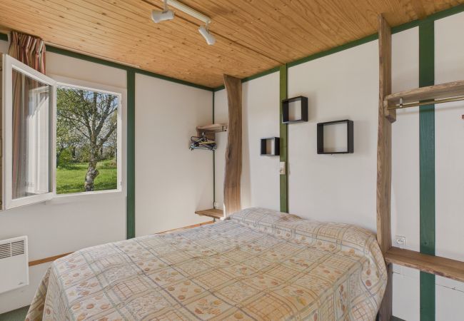 Chalet en Salignac-Eyvigues - La Brousse nº1 - piscina - 5 pers. con jardín Chalet en Salignac-Eyvigues - La Brousse nº1 - piscina - 5 pers. con jardín