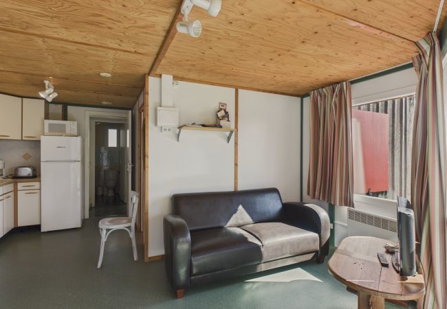 Chalet en Salignac-Eyvigues - La Brousse nº1 - piscina - 5 pers. con jardín Chalet en Salignac-Eyvigues - La Brousse nº1 - piscina - 5 pers. con jardín