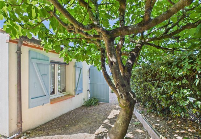 Casa en Longeville-sur-Mer - Casa en Les Conches, jardín, 4 personas Casa en Longeville-sur-Mer - Casa en Les Conches, jardín, 4 personas