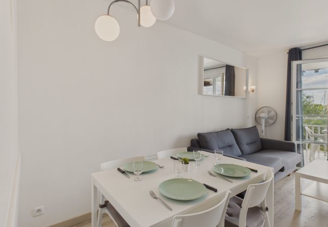 Apartamento en Arzon - Frente al puerto – 400 m de la playa – Apart para 2 Apartamento en Arzon - Frente al puerto – 400 m de la playa – Apart para 2