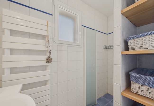 Casa en Longeville-sur-Mer - Casa familiar colorida con jardín para 6 Casa en Longeville-sur-Mer - Casa familiar colorida con jardín para 6