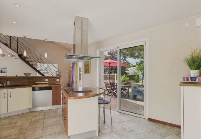 Casa en Longeville-sur-Mer - Casa familiar colorida con jardín para 6 Casa en Longeville-sur-Mer - Casa familiar colorida con jardín para 6