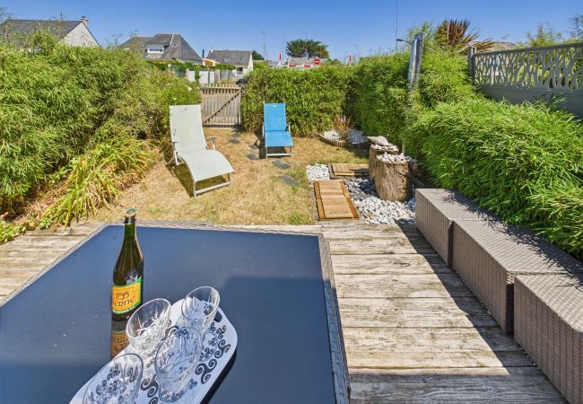 Apartamento en Ile Tudy - 200 m de la playa – dúplex para 2 adultos y 2 niños Apartamento en Ile Tudy - 200 m de la playa – dúplex para 2 adultos y 2 niños