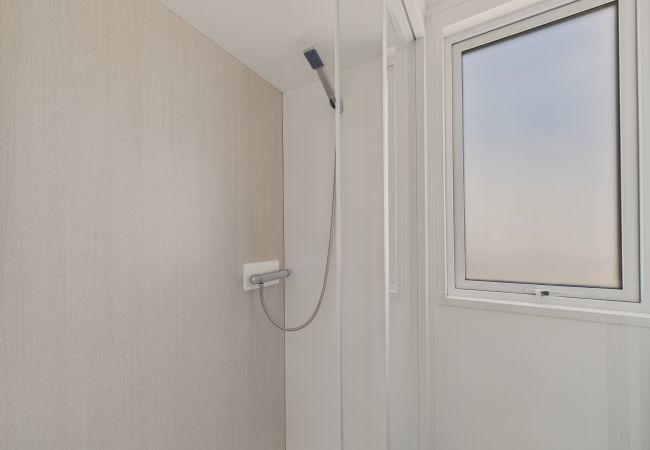 Chalet en Saint-Gilles-Croix-de-Vie - Chalet con piscina para 4 adultos / 2 niños Chalet en Saint-Gilles-Croix-de-Vie - Chalet con piscina para 4 adultos / 2 niños