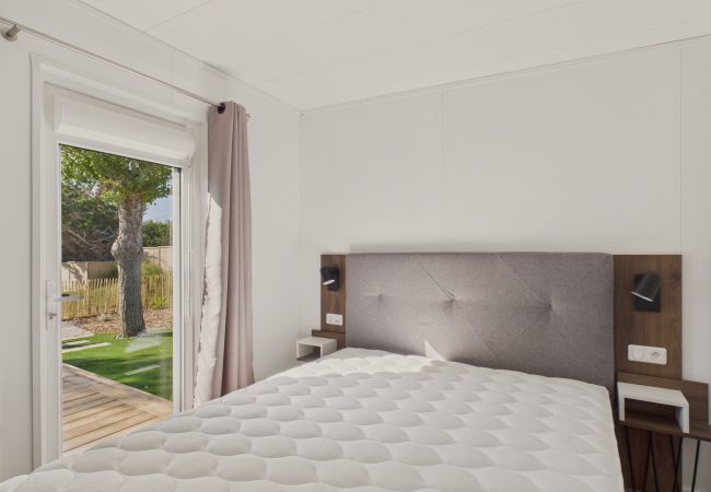 Chalet en Saint-Gilles-Croix-de-Vie - Chalet con piscina para 4 adultos / 2 niños Chalet en Saint-Gilles-Croix-de-Vie - Chalet con piscina para 4 adultos / 2 niños