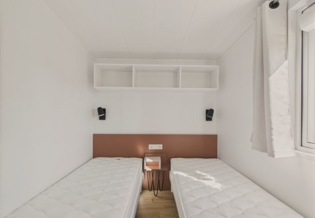 Chalet en Saint-Gilles-Croix-de-Vie - Chalet con piscina para 4 adultos / 2 niños Chalet en Saint-Gilles-Croix-de-Vie - Chalet con piscina para 4 adultos / 2 niños