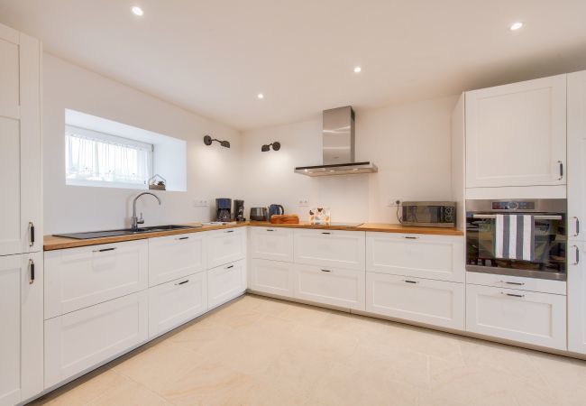 Casa en Kerlouan - A 800 m de la playa, casa para 6 con jardín Casa en Kerlouan - A 800 m de la playa, casa para 6 con jardín