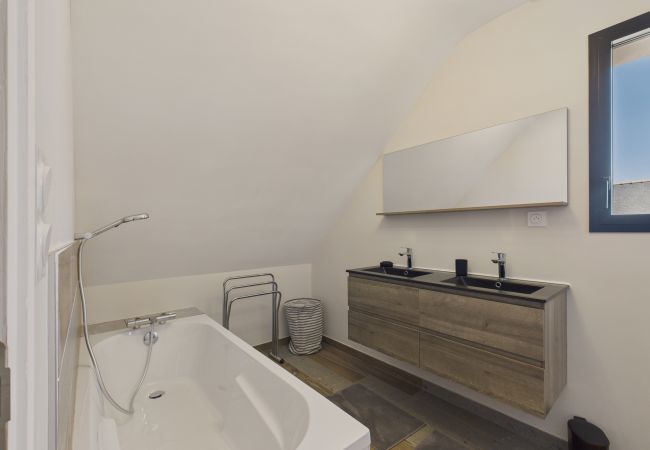 Casa en Saint-Gildas-de-Rhuys - Vista al mar – Playa a 500m – Casa nueva para 10 Casa en Saint-Gildas-de-Rhuys - Vista al mar – Playa a 500m – Casa nueva para 10