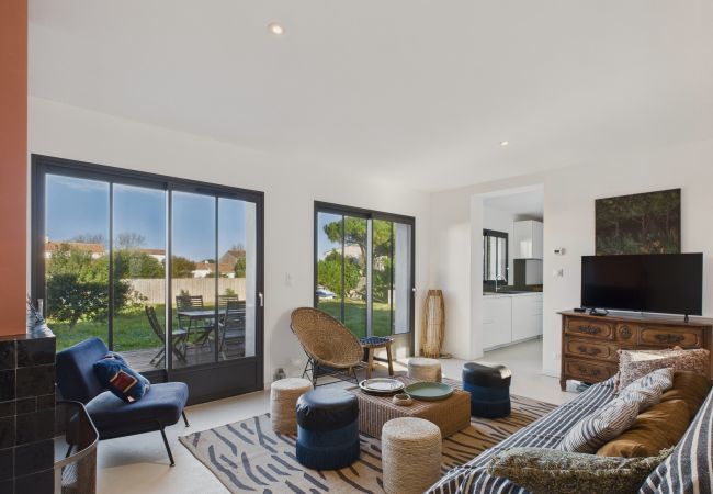 Casa en Saint-Clément-des-Baleines - 400m de la playa, jardín, casa para 8 personas