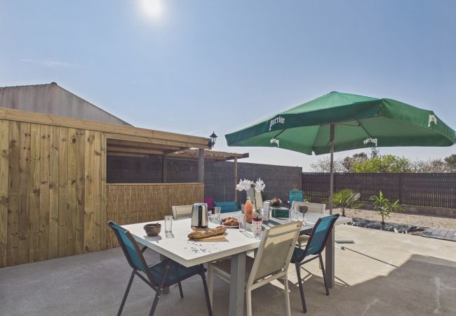 Casa en Longeville-sur-Mer - Casa moderna con jardín para 9