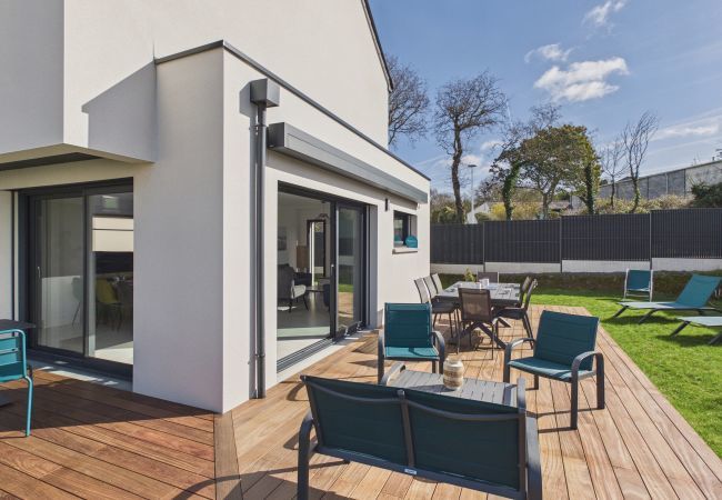 Casa en Pléneuf-Val-André - Magnífica casa nueva para 8 con jardín