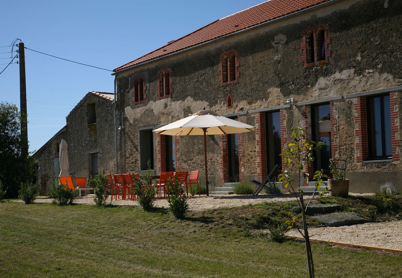 Casa rural en L´Aiguillon-sur-Vie - Casa rural familiar en l'Aiguillon-sur-Vie