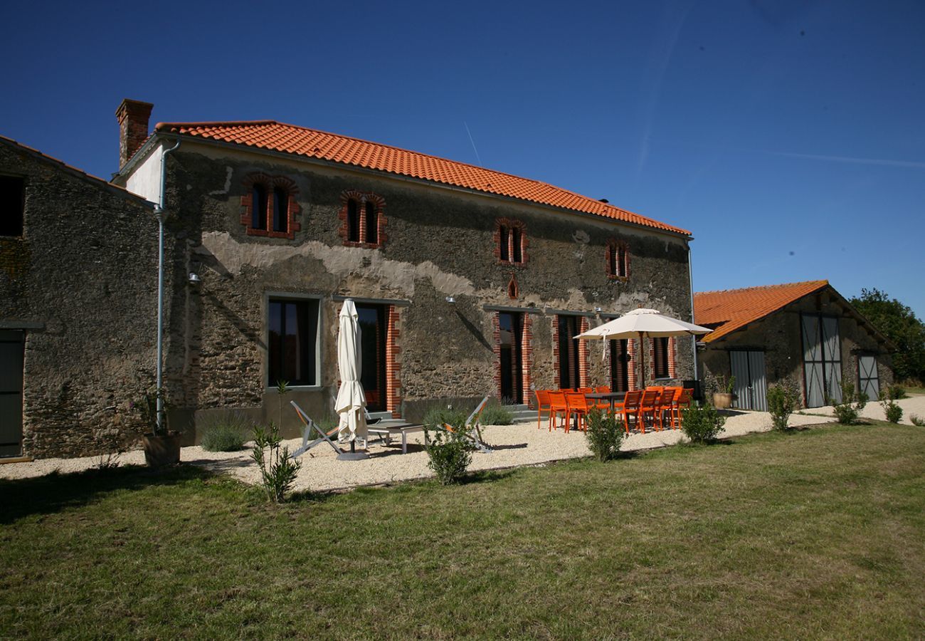 Casa rural en L´Aiguillon-sur-Vie - Casa rural familiar en l'Aiguillon-sur-Vie