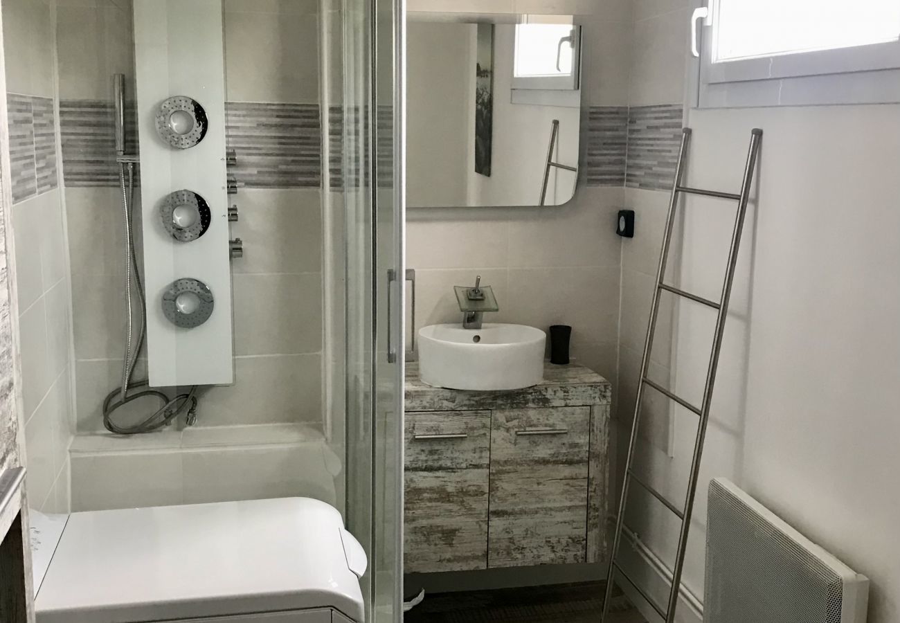 Apartamento en Saint-Michel-Chef-Chef -  Apartamento frente al mar para 4