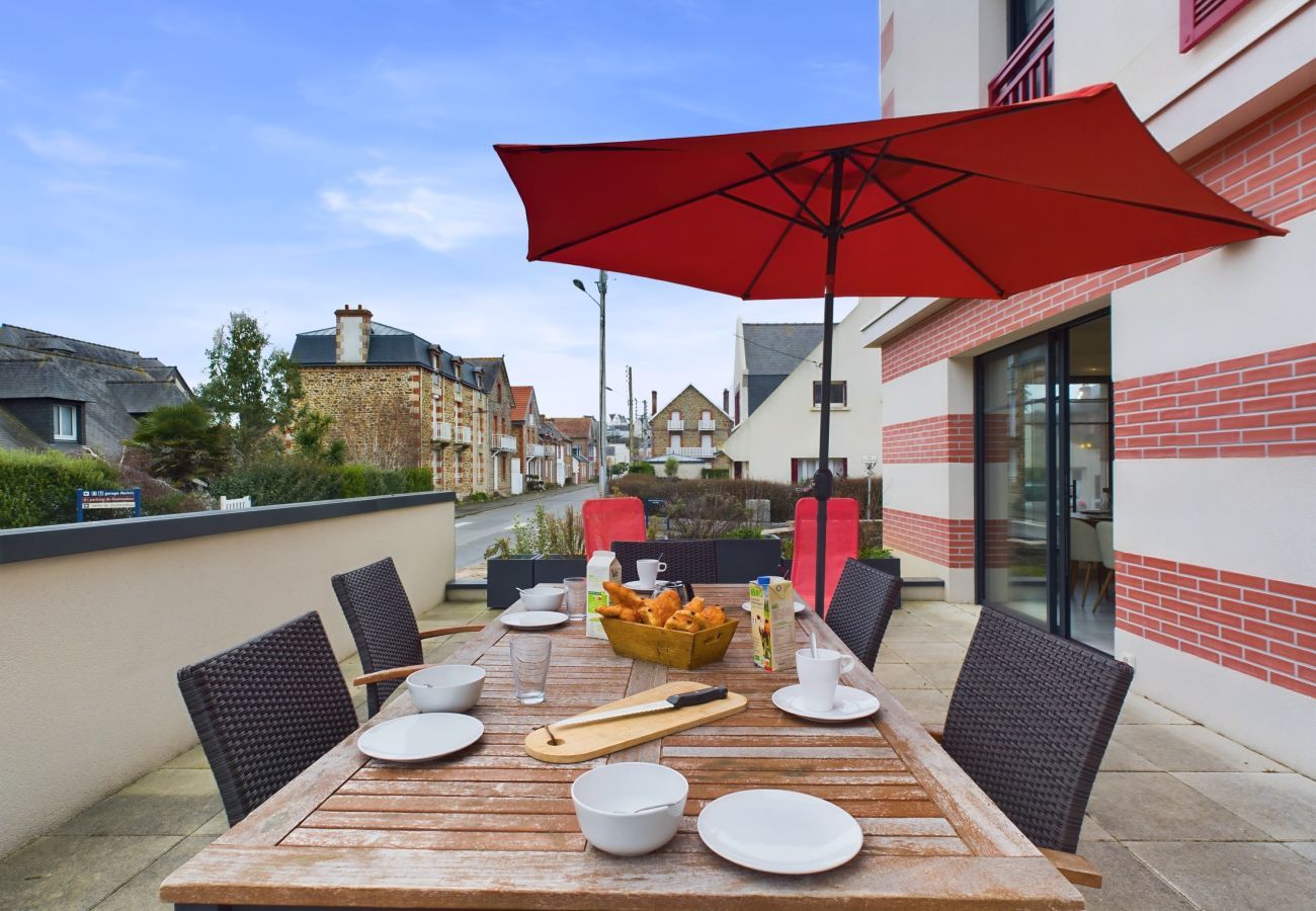 Apartamento en Pléneuf-Val-André - A 50 m de la playa – terraza – 3 adultos / 3 niños