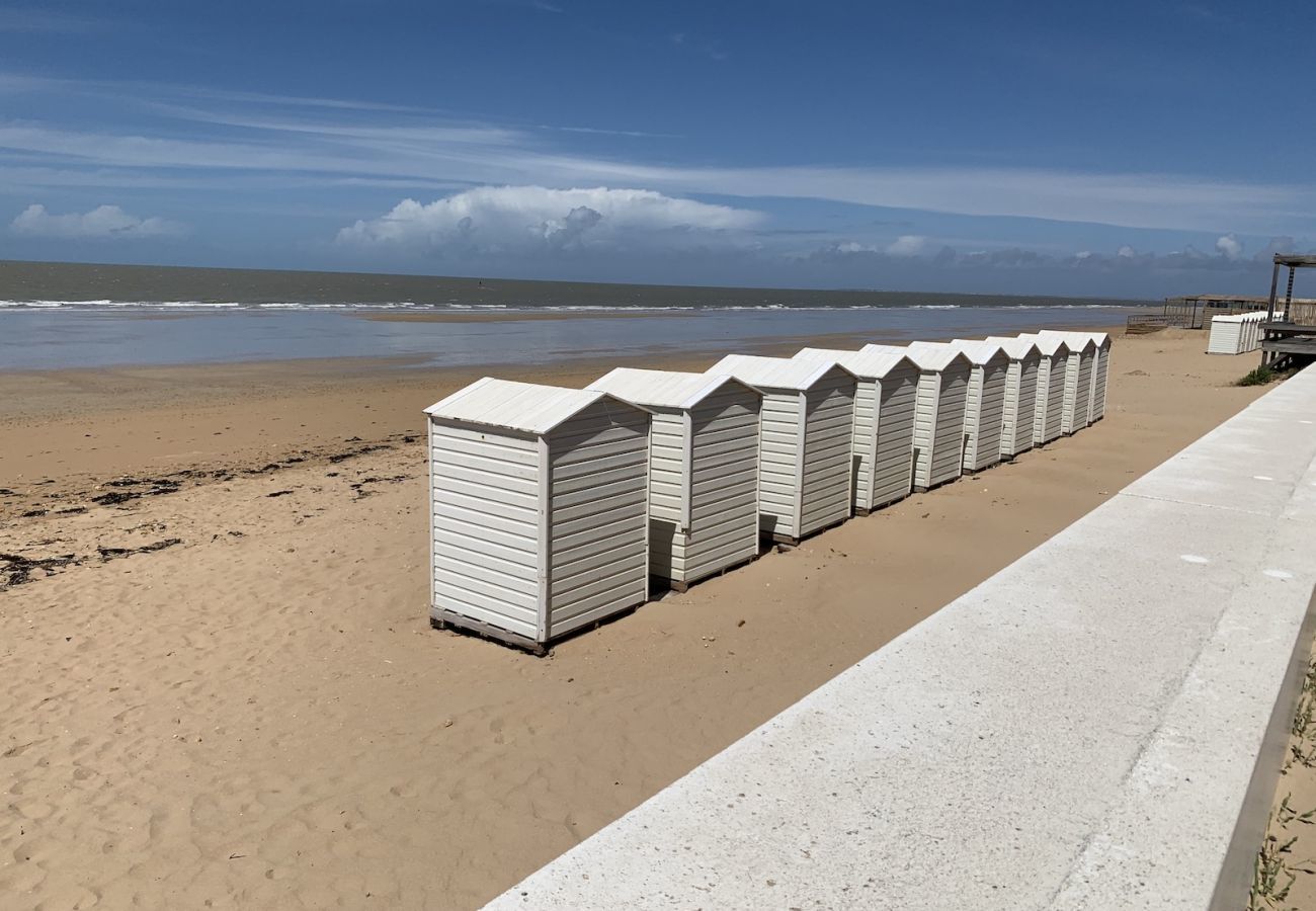 Apartamento en Notre-Dame-de-Monts - A 50m de la playa, piso para 4