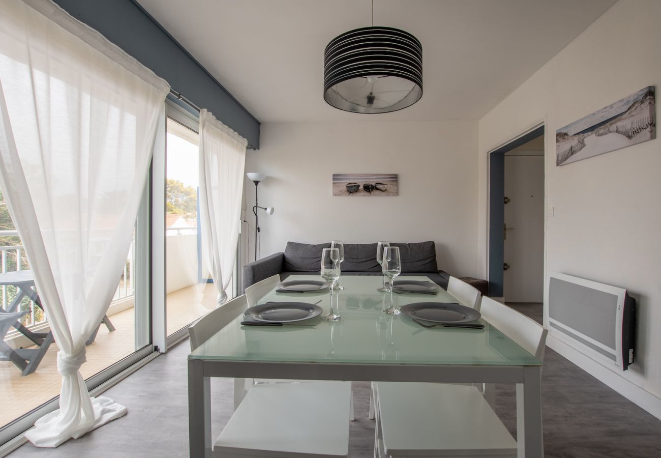 Apartamento en Notre-Dame-de-Monts - A 50m de la playa, piso para 4