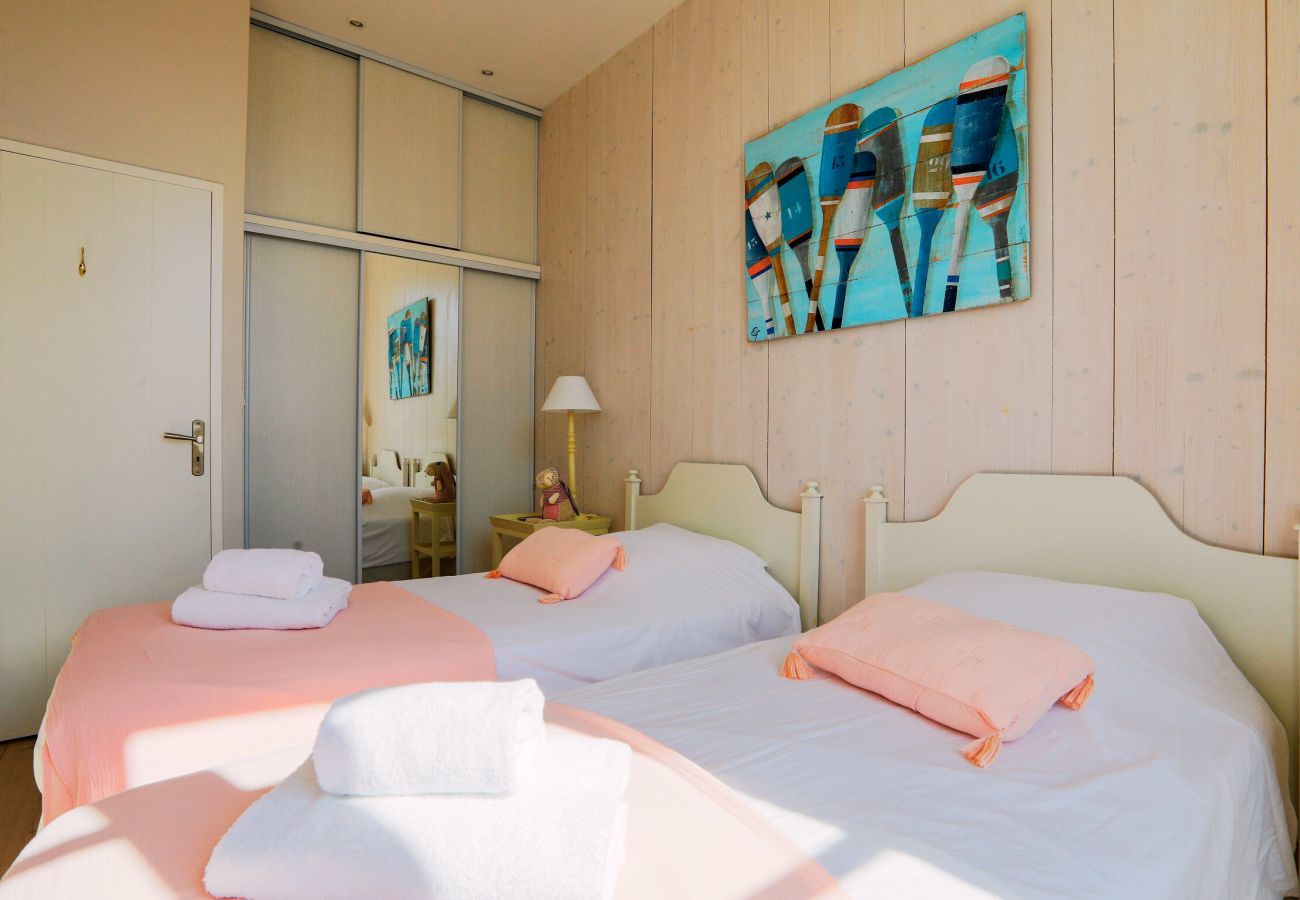 Casa en Saint-Martin-de-Ré - Dúplex con patio - a 500 m del puerto