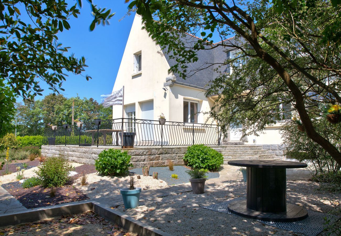 Casa en Plobannalec-Lesconil - Bonita casa para 10 con jardin