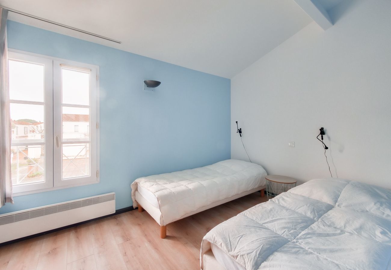 Casa en La Flotte - Bonita casa en una residencia con piscina para 5