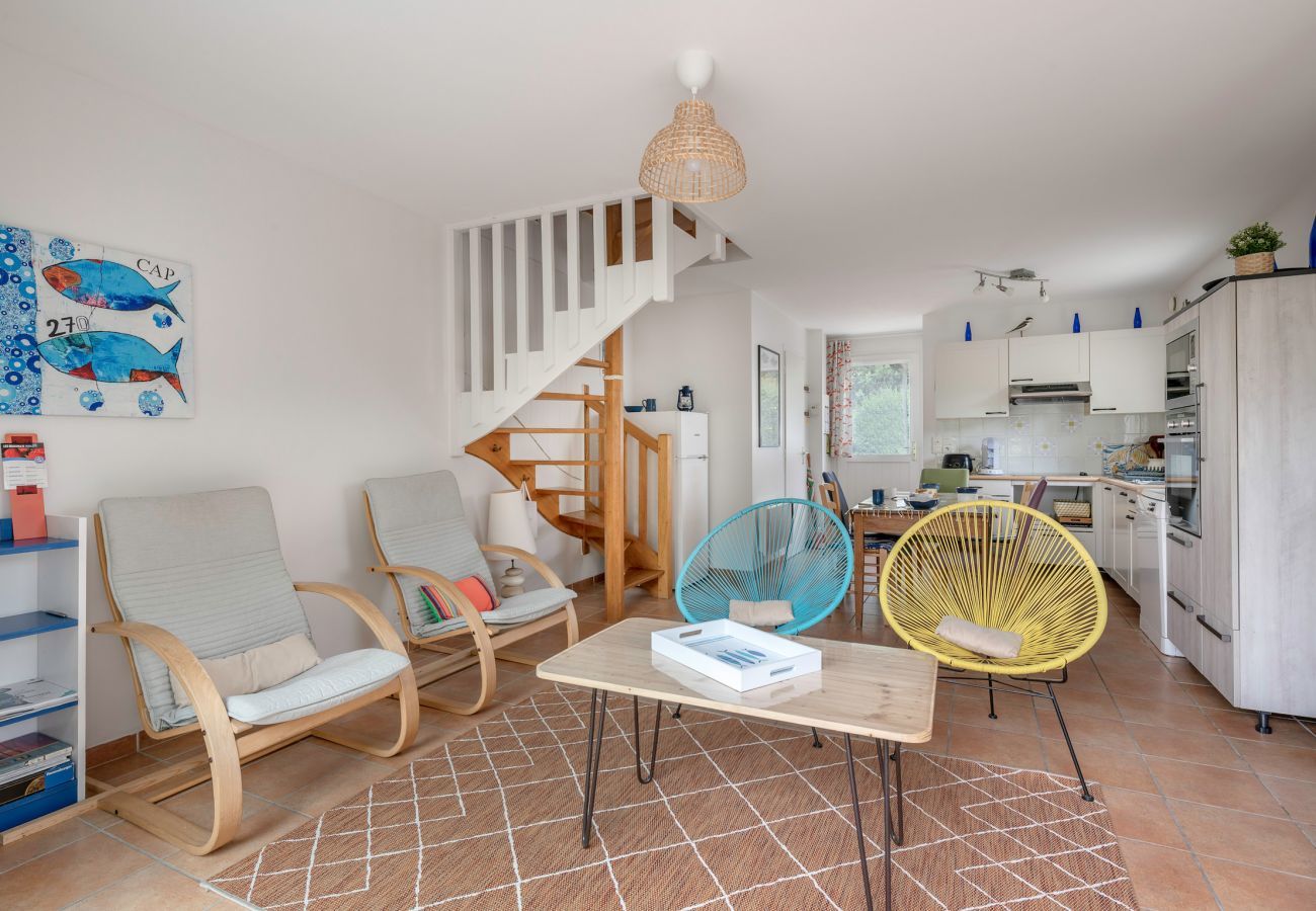 Casa en Arzon - Casa para 5 - Gran jardín - 700m de la playa