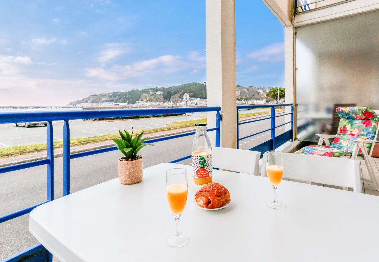 Apartamento en Erquy - a 85 m de la playa – para 2 adultos y 2 niños