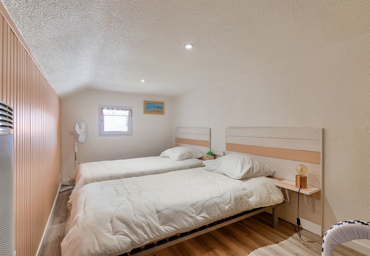 Apartamento en Saint-Hilaire-de-Riez - Frente al mar - Apartamento para 4 en la corniche