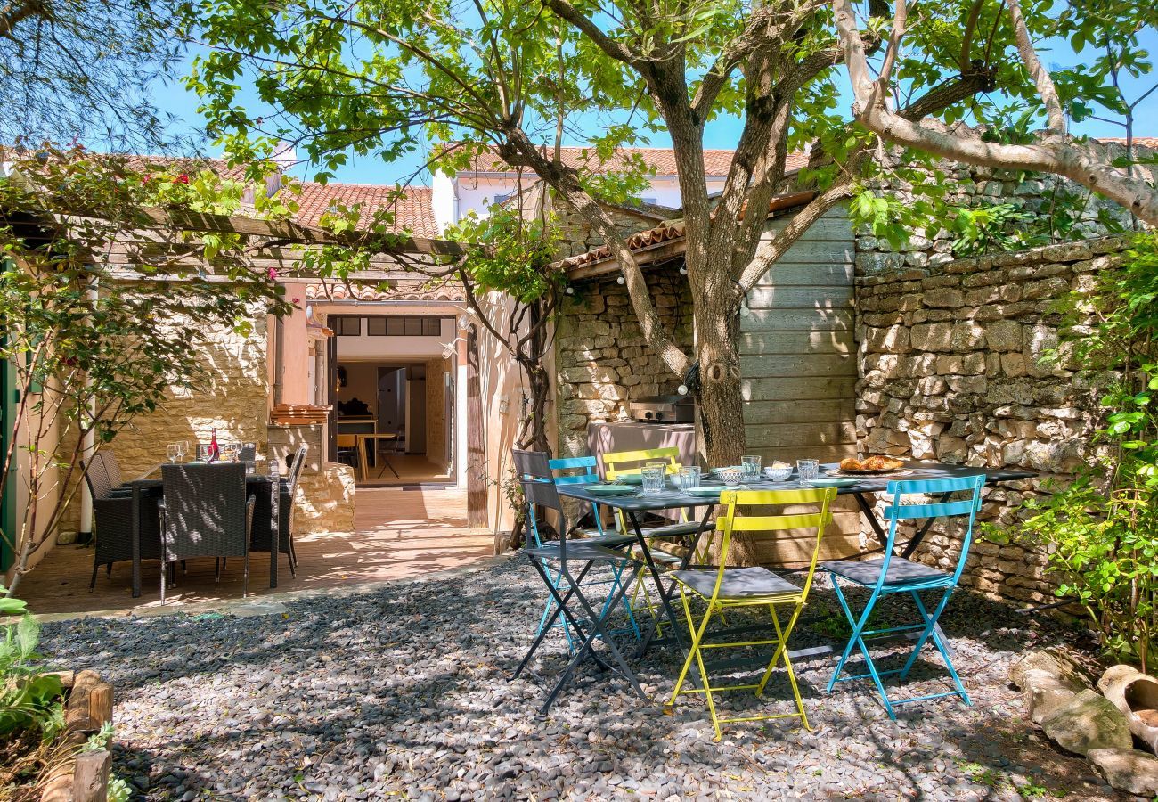 Casa en Le Bois-Plage-en-Ré - Bonita casa con jardín a la sombra para 11