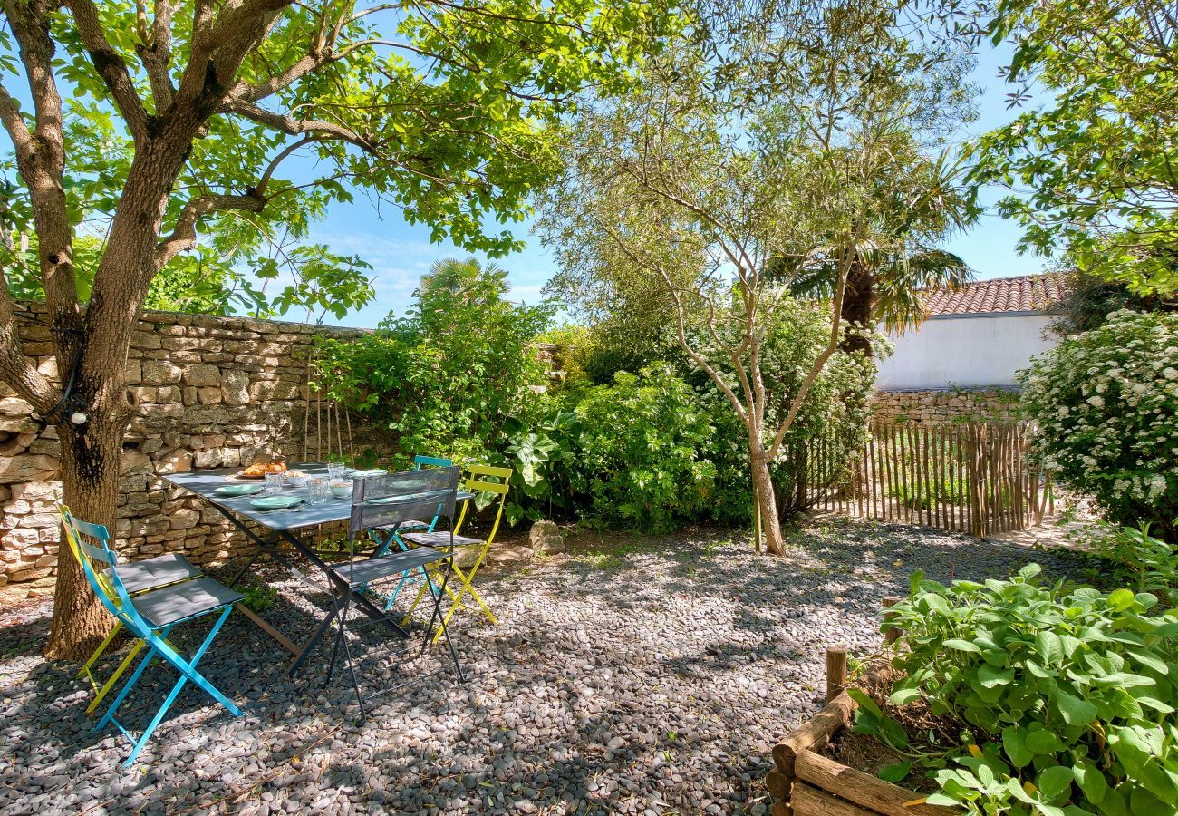 Casa en Le Bois-Plage-en-Ré - Bonita casa con jardín a la sombra para 11